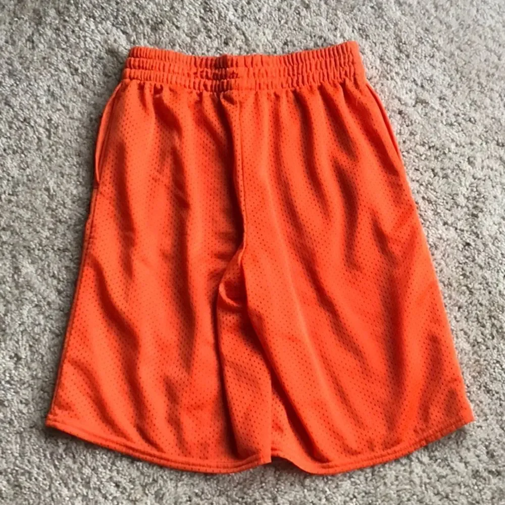 🧡 Orange Kids Shorts Size Medium (8) 🧡